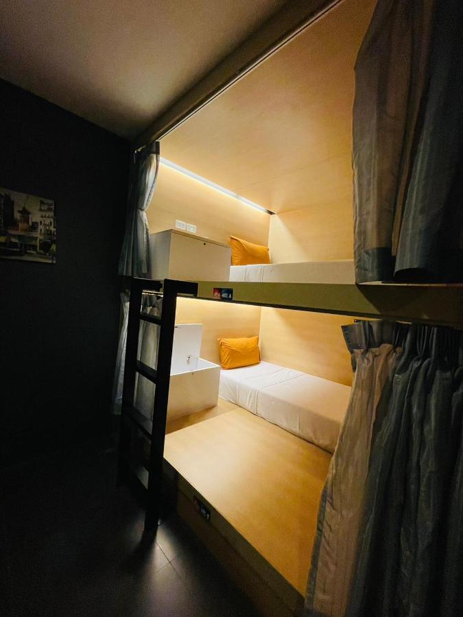 Hostel Rabbitel Phuket Zewnętrze zdjęcie