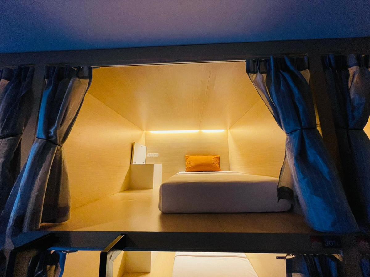 Hostel Rabbitel Phuket Zewnętrze zdjęcie