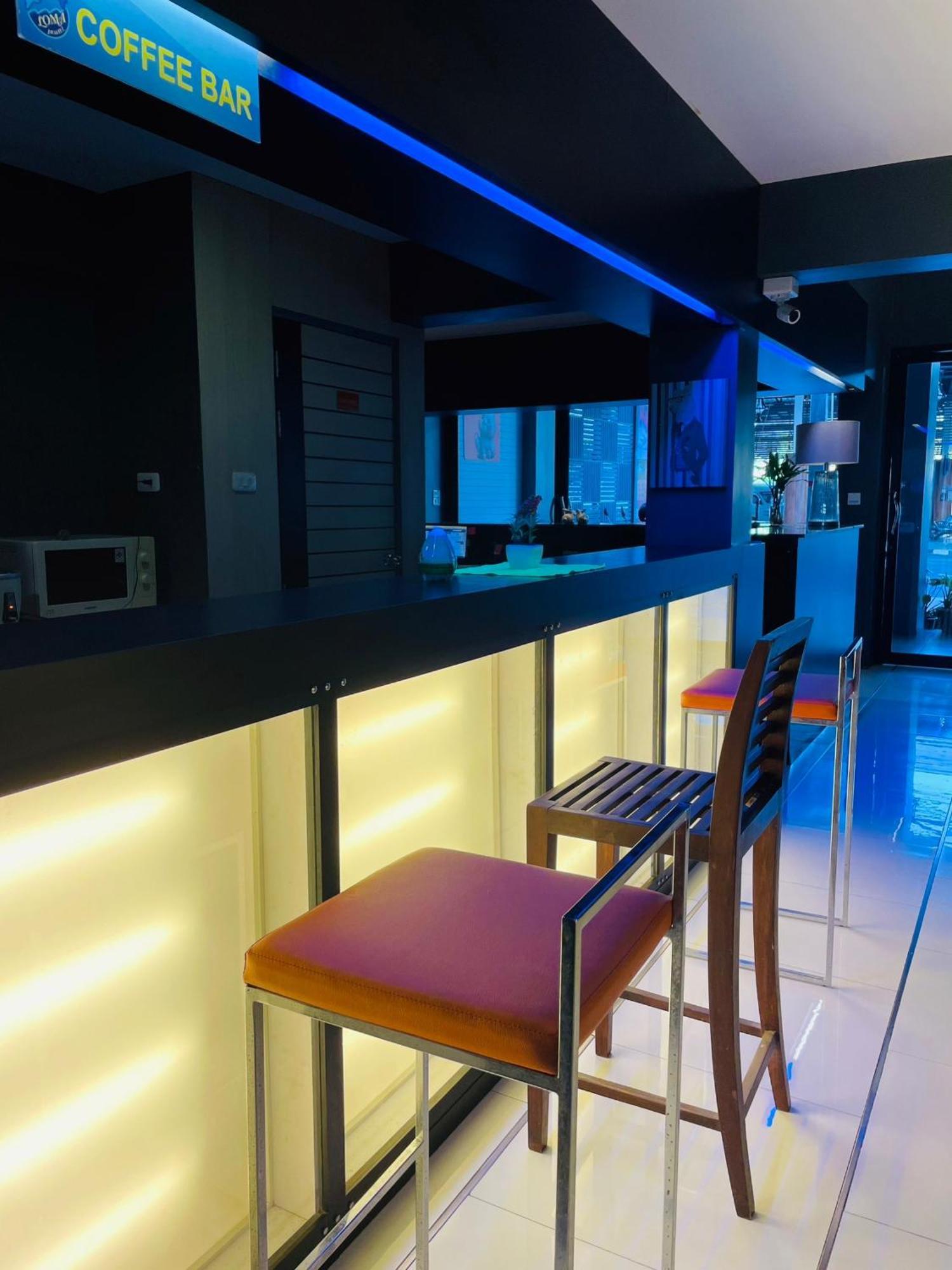 Hostel Rabbitel Phuket Zewnętrze zdjęcie